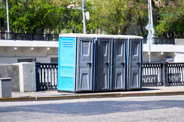 Best Temporary restroom rental  in Pella, IA